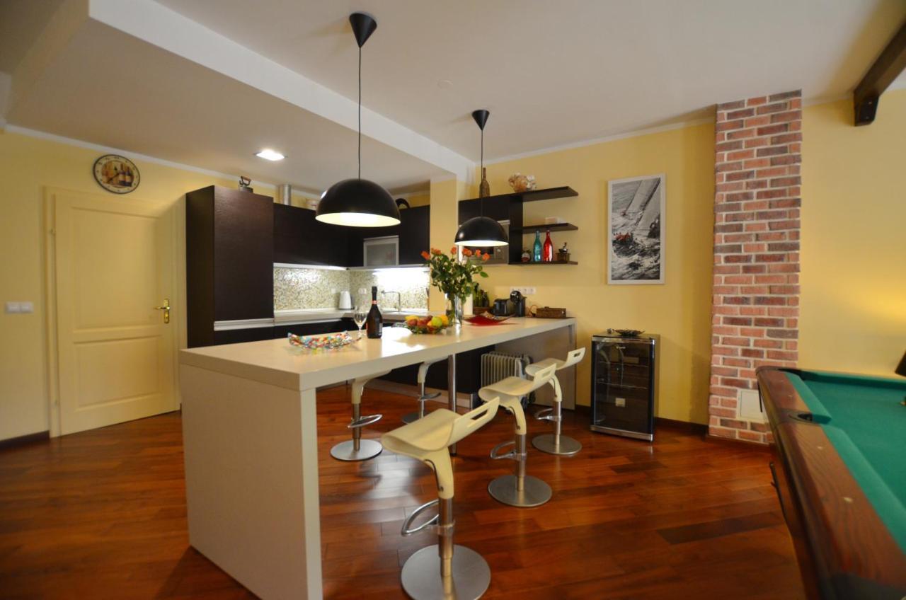 Apartment Delux Ровинь Экстерьер фото