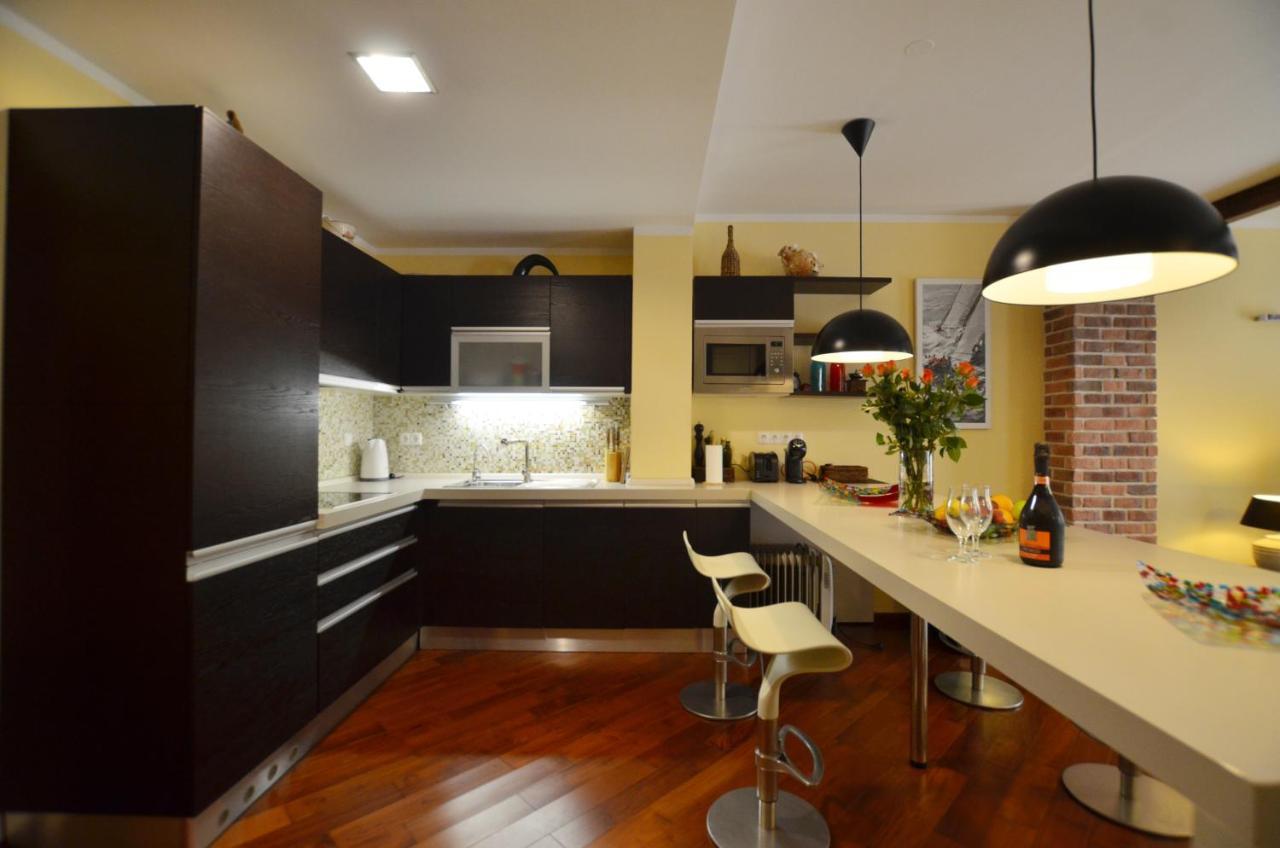 Apartment Delux Ровинь Экстерьер фото